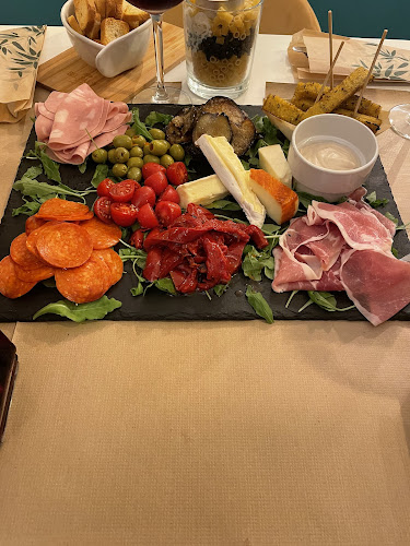 São Pedro Fusion Restaurant cozinha portuguesa e brasileira Pinseria Romana