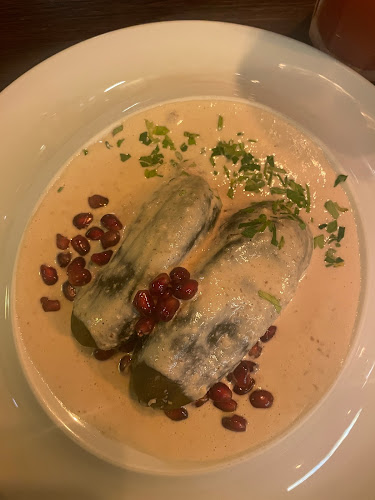 R. de Adolfo Casais Monteiro 135, 4050-101 Porto