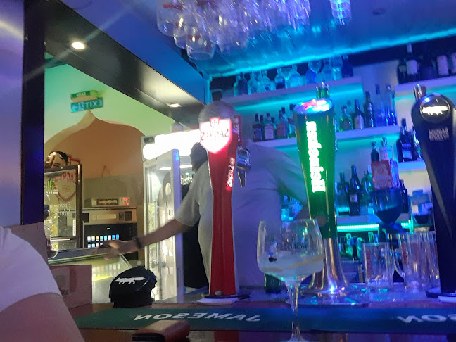 Tarant-in Café - Gastronomia e hotelaria