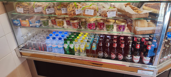 R. Manuel da Silva 2C, 2700-552 Amadora