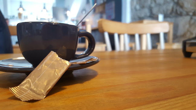 Opinii despre Cafetaria Mesa 325 în Porto - Gastronomia e hotelaria