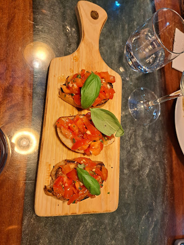 R. Pinheiro Chagas 48A, 1050-179 Lisboa