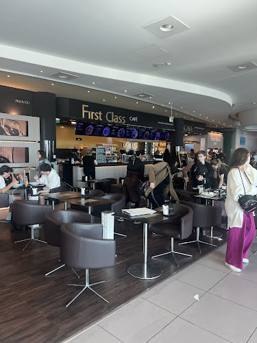 First Class Café - Gastronomia e hotelaria