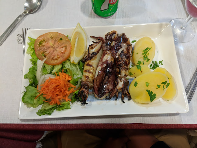 Avenida Manuel Remigio edifício Varandas da Nazaré Loja n 30 2450_106 Nazaré _ Portugal AR, R. Branco Martins 5, 2450-106 Nazaré