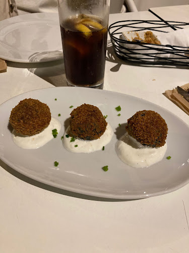 R. Carlos Testa 18A, 1050-046 Lisboa