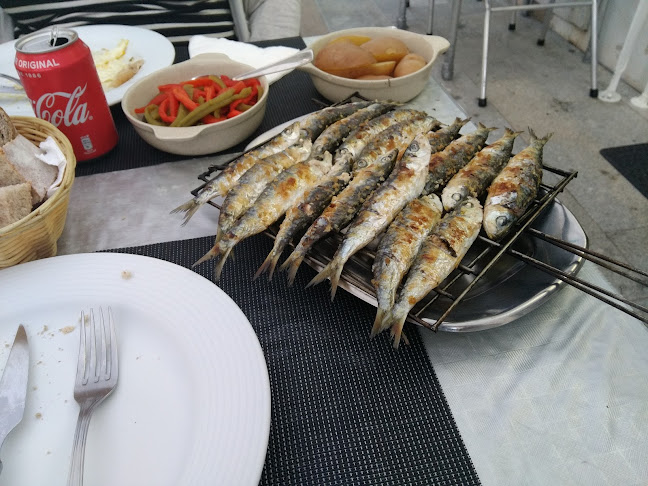 R. Pescadores 47, 3080-325 Buarcos