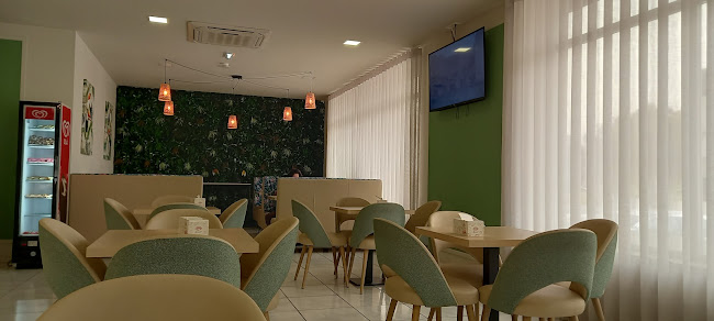 R. da Estrada 18, 4590-778 Ferreira