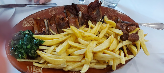 R. da Primavera lote 22, 4835-524 Nespereira