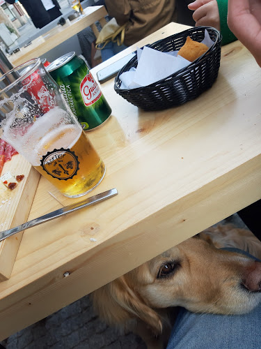 R. Heróis de França 617, 4450-159 Matosinhos