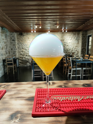 Opinii despre Madok Restaurante Castelo de Óbidos în Óbidos - Gastronomia e hotelaria