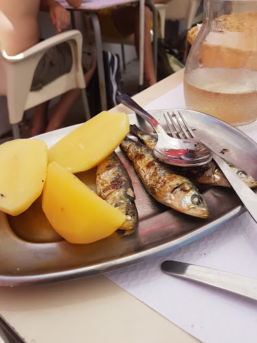 Opinii despre Beira Mar Restaurante Bar în Costa da Caparica - Gastronomia e hotelaria