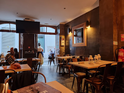 11 Tapas - Restaurante & Cocktail, WineBar