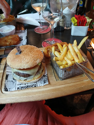 Comentarii opinii despre Masters Sports Bar