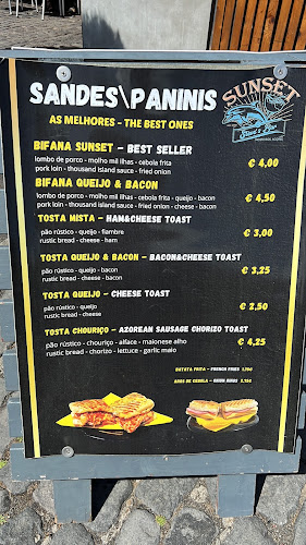 Sunset Steve's Bar (Piscinas Naturais) - Gastronomia e hotelaria