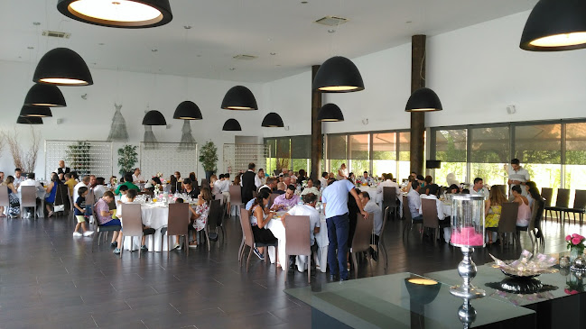 Cascata . - Gastronomia e hotelaria