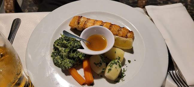 Opinii despre Tiles Restaurant în Funchal - Gastronomia e hotelaria