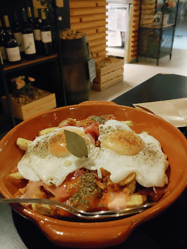 Coral Food and Wine Tapas - Quarteira