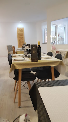 Restaurante La Maison Fondue chez Montijo - Gastronomia e hotelaria