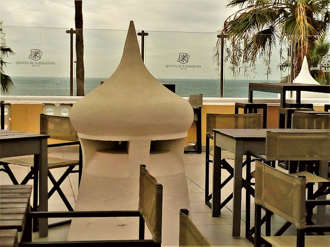 Comments and reviews of Lounge Bar