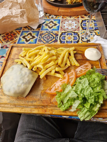 Av. de Ramos Pinto 250, 4400-261 Vila Nova de Gaia