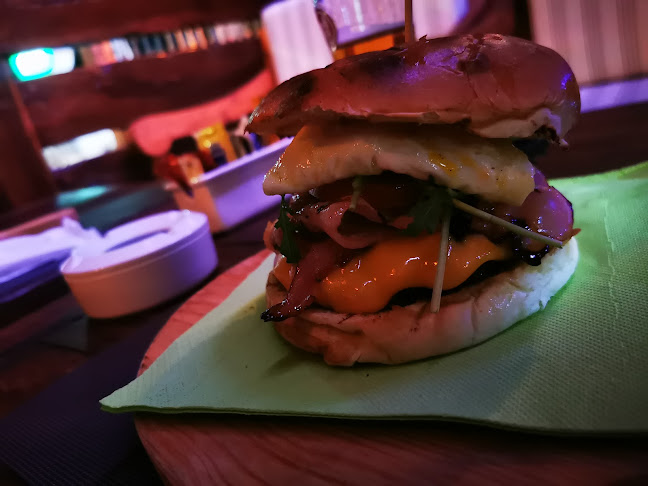 Kat's Rooftop pub Albufeira - Albufeira