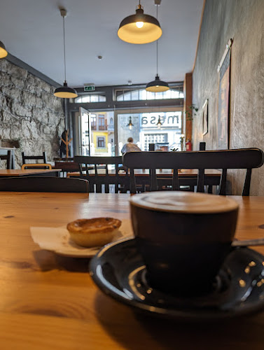 Comentarii opinii despre Cafetaria Mesa 325