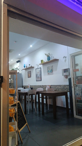 Cave Bar - Gastronomia e hotelaria