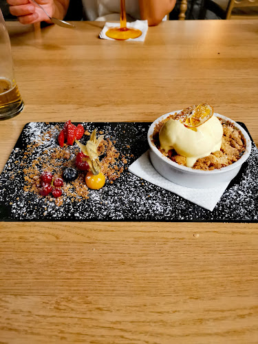 uniko Marina Restaurant Lounge - Gastronomia e hotelaria