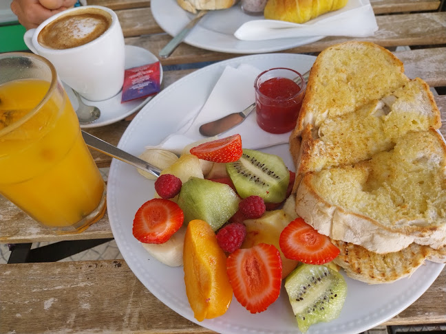 edf. Sonae, Av. Dr. Francisco Sá Carneiro, 4630-205 Marco de Canaveses