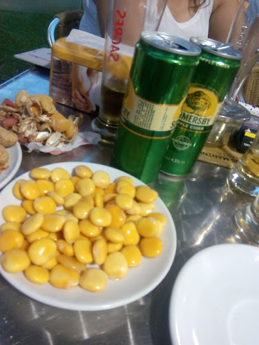 Lago dos Maninhos - Gastronomia e hotelaria