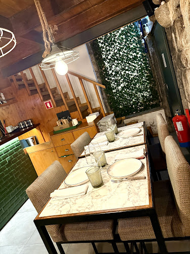 Opinii despre Taberna Rio în Porto - Gastronomia e hotelaria