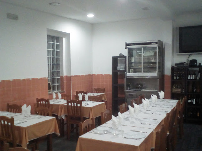 Opinii despre Casa 1º de Janeiro în Seixal - Gastronomia e hotelaria