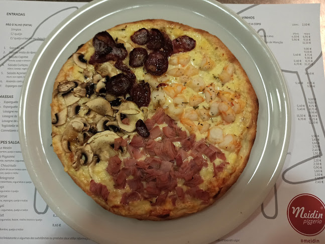 R. de Santa Catarina 949, 4000-446 Porto