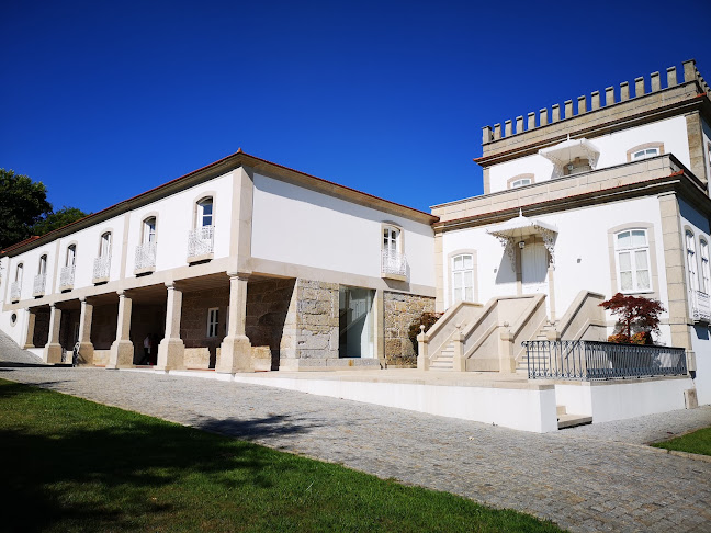 Comentarii opinii despre Palácio da Igreja Velha