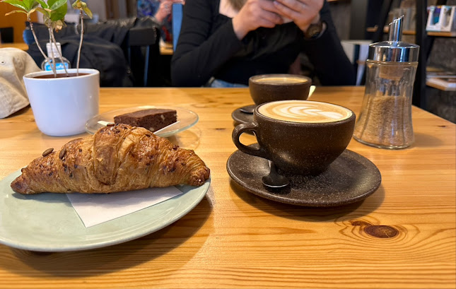 Cafetaria Mesa 325 - Gastronomia e hotelaria