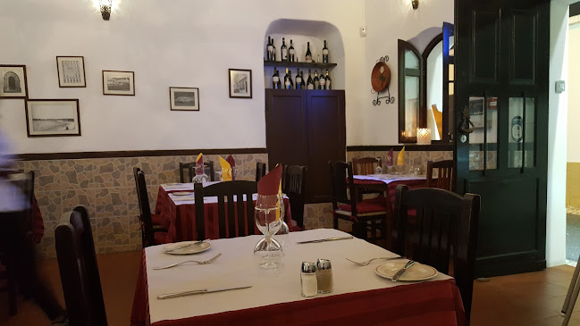 Comments and reviews of O Alcaide