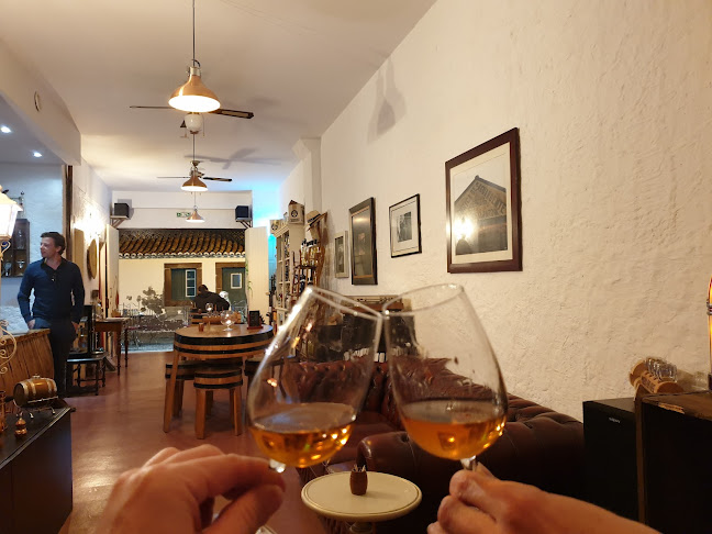 R. Portão de São Tiago 19C, 9060-250 Funchal