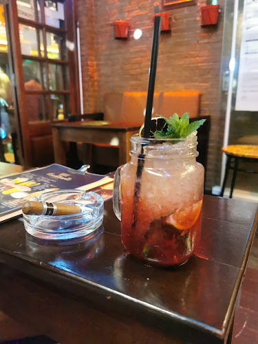 Los Puros Cuban Bar - Alvor