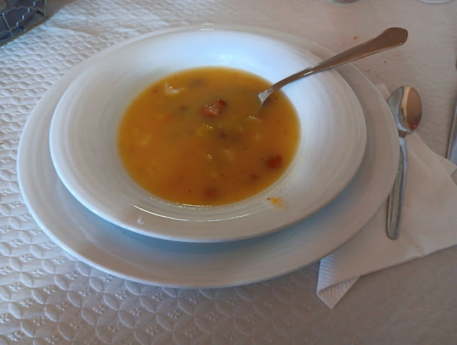 Opinii despre Café Restaurante 4 Pinheiros în Guarda - Gastronomia e hotelaria