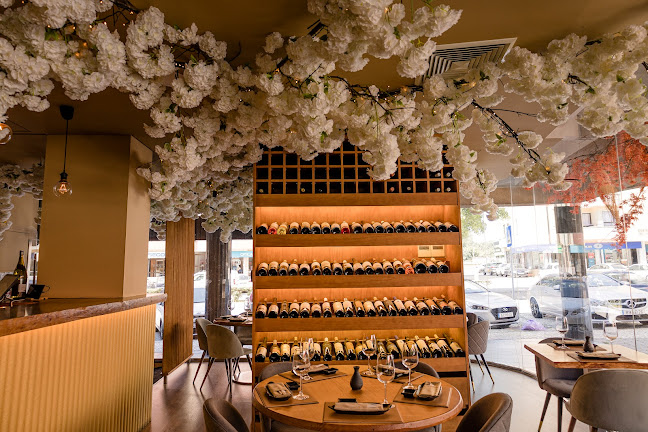 Av. Francisco Sá Carneiro 8, 4520-177 Santa Maria da Feira