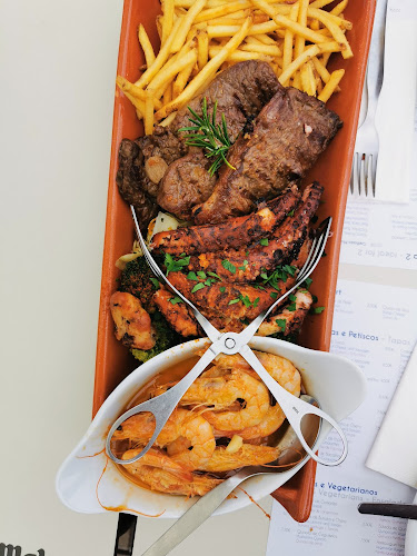 Cais do Alboi 12, 3810-045 Aveiro