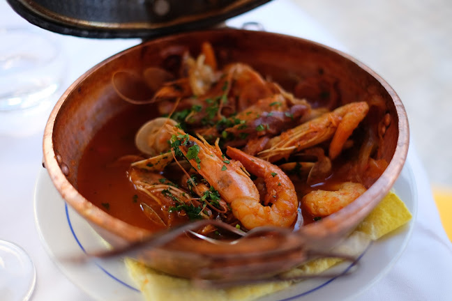 R. 25 de Abril 20-22, 8600-763 Lagos