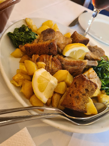 Restaurante Mikas - Gastronomia e hotelaria