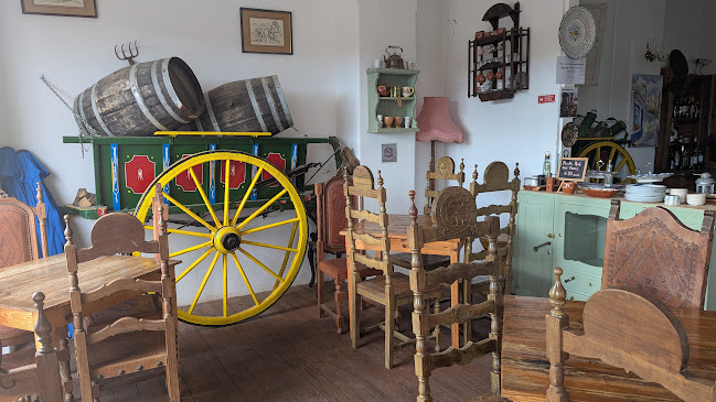 Tv. da Cató 13, 8300-187 Silves