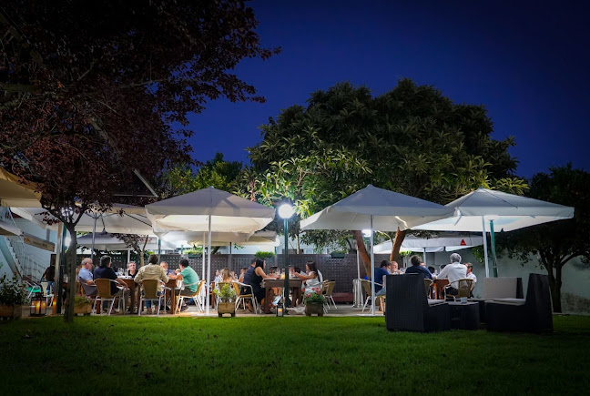 Pizzaria E Francesinhas - Gastronomia e hotelaria
