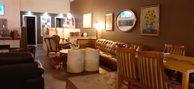 Bus 77 - Gastronomia e hotelaria