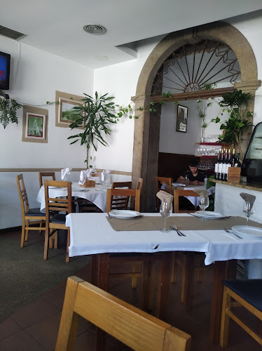 R. Alves Saldanha 211, 4440-665 Valongo