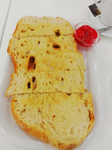 Pastelaria Nova Geração - Gastronomia e hotelaria