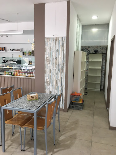 Café Lua Phone number