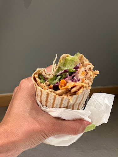 Syed Döner Kebab - Gastronomia e hotelaria